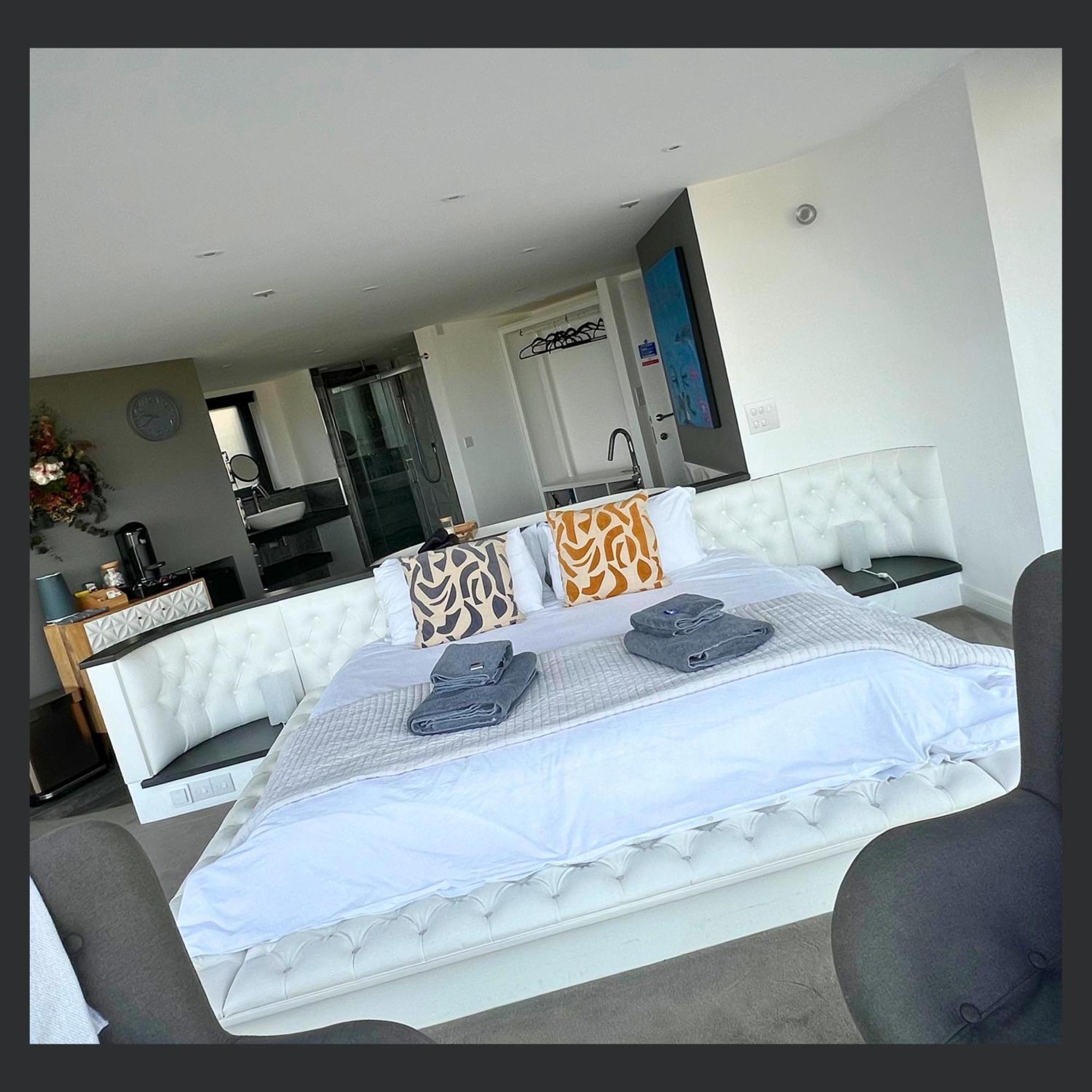 Uno St Ives - Luxury Serviced Accommodation 外观 照片